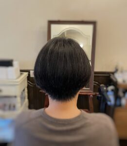 ショートボブ