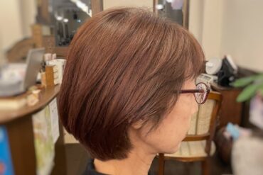 骨格バランスの良いショートグラデーションボブ